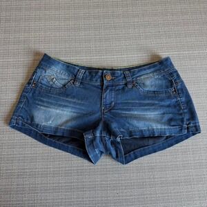 WannaBettaButt YMI Y2K low rise denim shorts women's size 9
